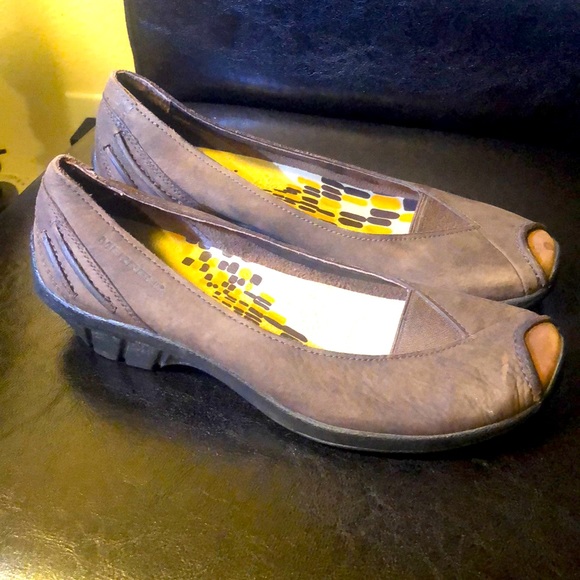 Merrell Genuine Women’s Brown Suede Leather Upper Rubber Soles Size 7 - Picture 1 of 13